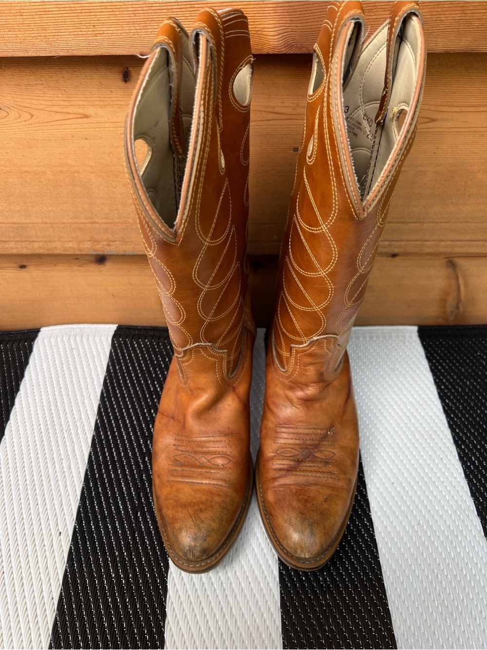 Vintage Acme Cowboy Boots